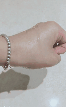 美到天荒地老的秘密-教你正确的七夕精华液送礼姿势