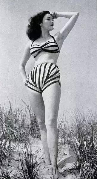 穿衣必备,心理学家告诉你怎么穿最显瘦!