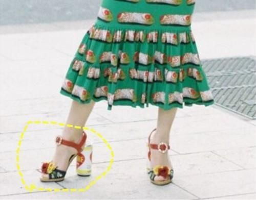 迪丽热巴脚踩“易拉罐”高跟鞋 气质十足 网友“S”型身材很抢镜