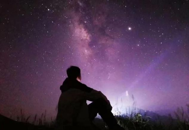 与中国五大名山相比，江西这座山一点也不逊色，却低调得令人心疼