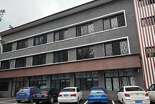 大佛景区风貌改造:打造出“两道”亮丽的“风景线”