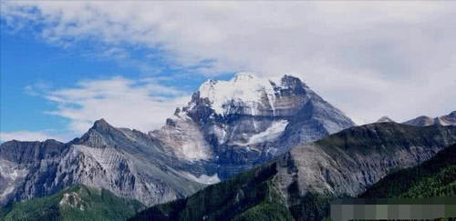 去西藏旅游，一个人自驾游川藏线，需要准备多少钱呢？
