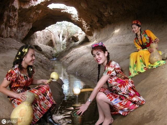 「地理大观」新疆坎儿井——世界最大最复杂的地下水利工程