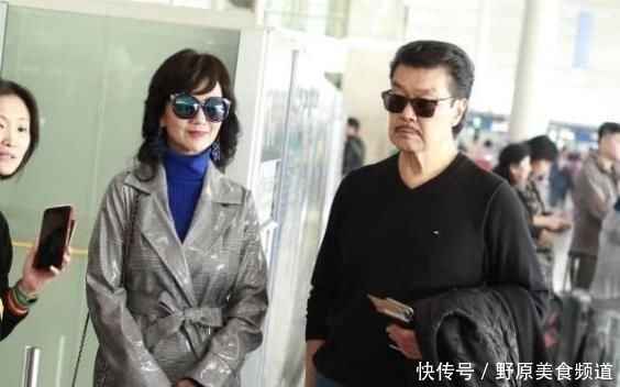  『大衣』赵雅芝真是时尚搭配教科书，照着这8套大衣穿，时髦又减龄！