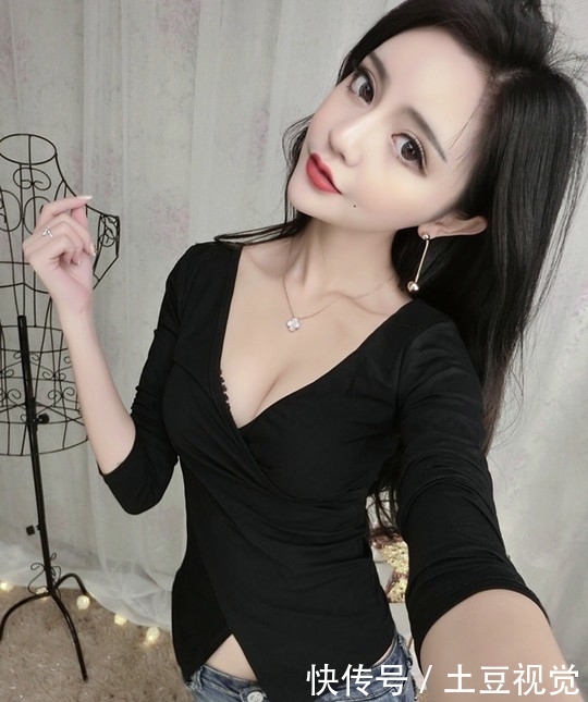  #悄悄#立秋后短袖不要再穿了，最流行的打底衫悄悄就位，第5款即将大火