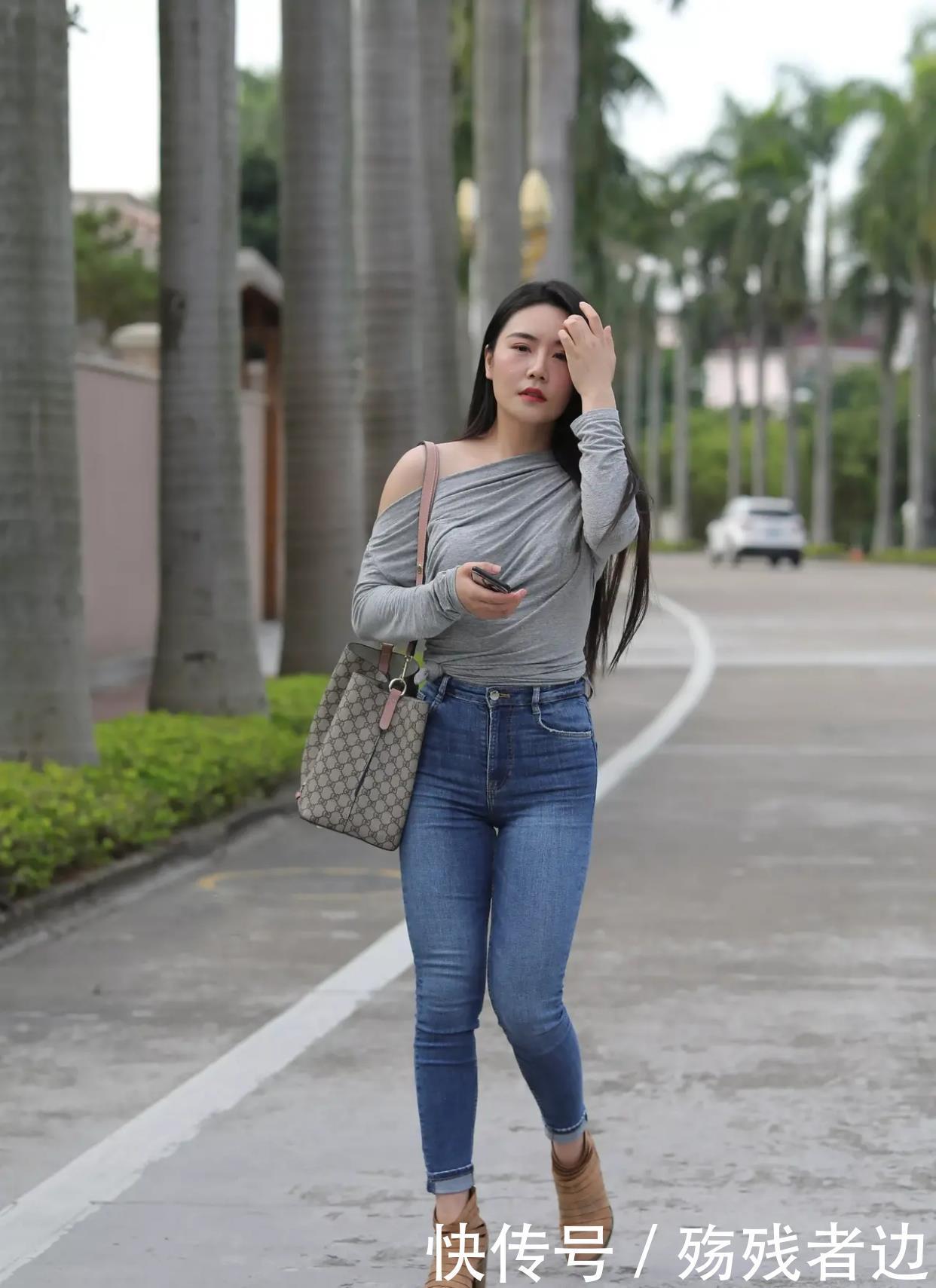  美女|“胯宽腰圆”的女人，多穿牛仔裤没有错，轻松化解你的尴尬！