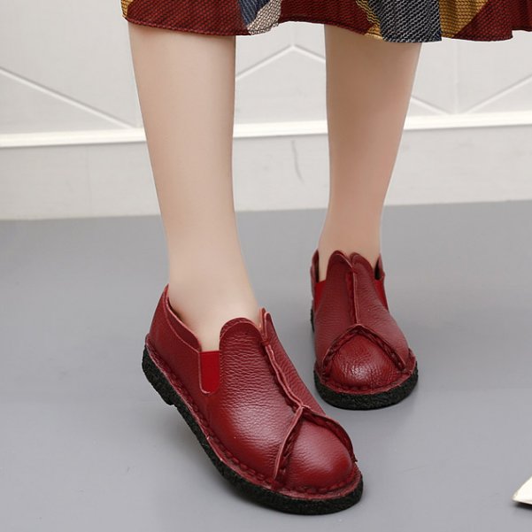 让妈妈少穿点高跟鞋吧，今年流行这样的妈妈鞋，时尚又不累脚