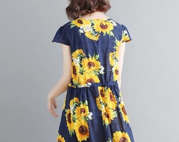 懒人出门必备，不用烦恼搭配问题，买件连衣裙，简直美上天啊