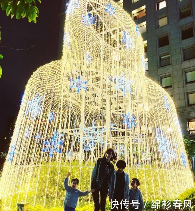  「十足」林志颖妻子陈若仪晒近照自拍，皮肤水嫩红润逆龄十足，长睫毛抢镜