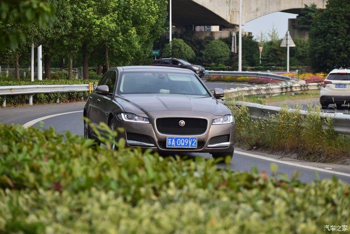 奥迪A6L，宝马X3，奔驰GLB，凯迪拉克CT5，不一样的新感受之九