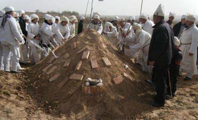 2019年，老人离世可以领2份补助，农民别傻傻的还不知道了