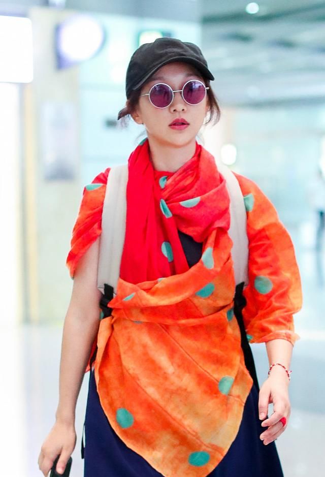 近朱者赤，周迅爱上窦氏风格，曾经的Chanel女孩，如今变大仙儿