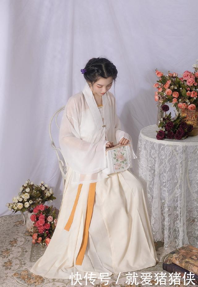  『居家』盘点全网最美居家汉服，款式新颖华丽，简约又温柔
