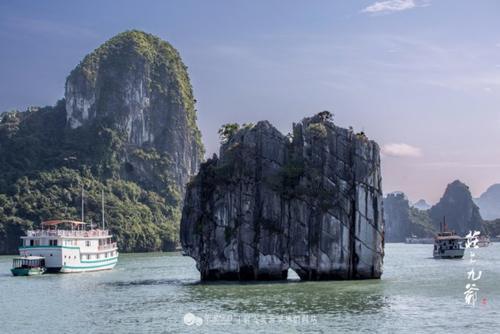 越南的下龙湾 不过是一趟盲人摸象般的旅行