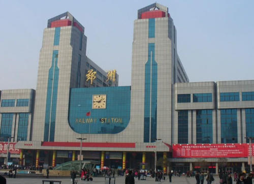 我国最“发达”的火车站，想去哪就去哪，地理位置太有优势！