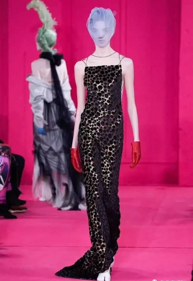  「国际时装」2020春夏高定——Maison Margiela 舞会后的宿醉