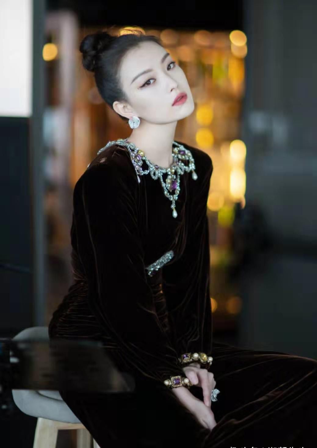 「适合」热巴“雪花耳环”上热搜！你适合戴什么形状的耳环，关键在于这点
