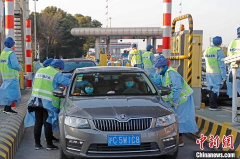  「高速」春运返程客流继续保持低位 G15沈海高速上海朱桥入沪道