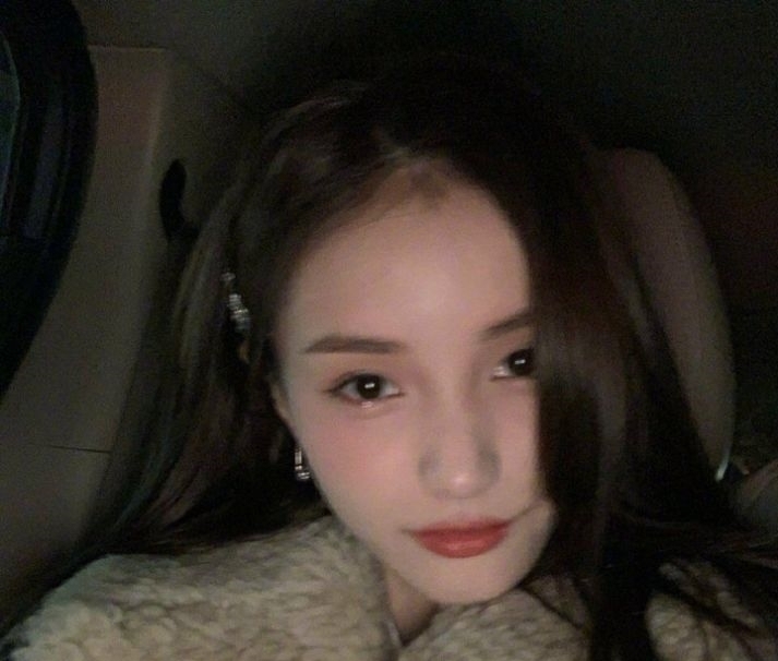  『吴亦凡』四字女星得罪某高层,导致自己热度降低,投票比隔壁一姐反超
