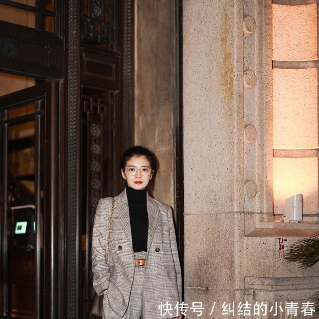 『博主』毛衣下面别配阔腿裤了,学学三木博主这几种搭法,闭着眼照穿就行