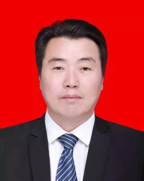 关于王隆等同志任前公示的公告