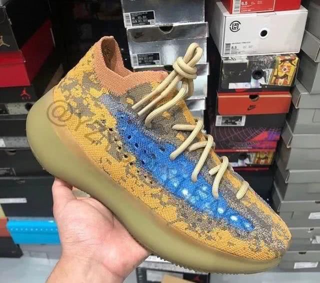 「发售」满天星 Yeezy 380 实物曝光!这配色打几分?
