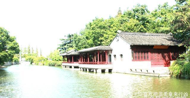  gdp■江苏最发达的城市，GDP接近20000亿，但市中心却没有高楼