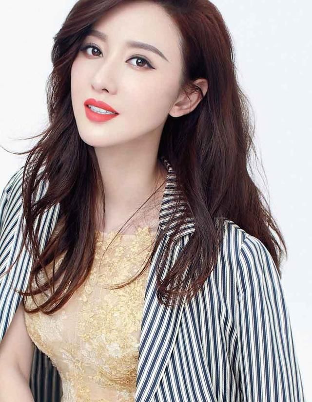 热播网剧女主为拍戏，竟隐瞒怀孕事实酿悲剧，网友：值得吗？