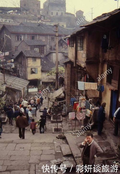  胡子■山是一座城 城是一座山1985年的山城重庆