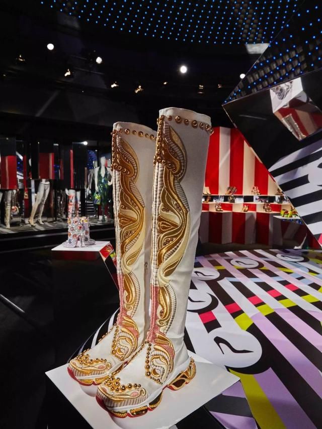 Maison Margiela专治时尚网瘾综合症 Viktor&amp;Rolf 25周年回顾