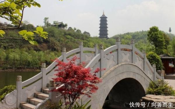 重庆最大城市公园,面积辽阔,全部逛完需2天