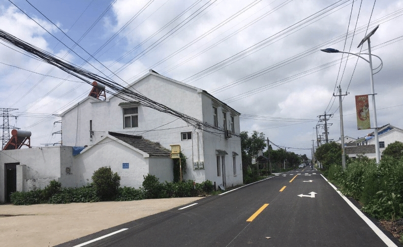  【高速】为什么国家要禁止使用混凝土修建高速公路了？网友：还