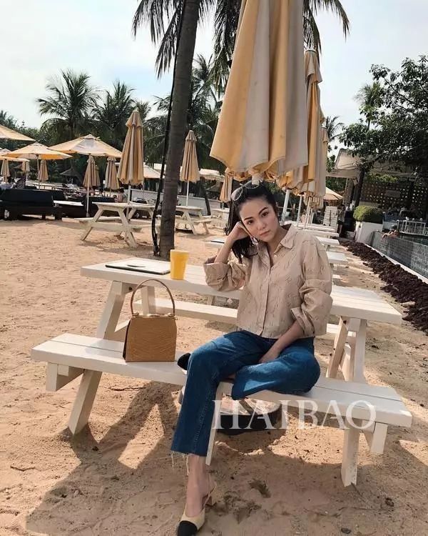 小个子夏日穿搭特辑!身高不足160cm的她们,怎么穿才能显高又时髦