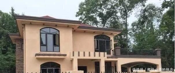  小伙伴■农村都没人了，回乡几十万盖一栋别墅是不是浪费？