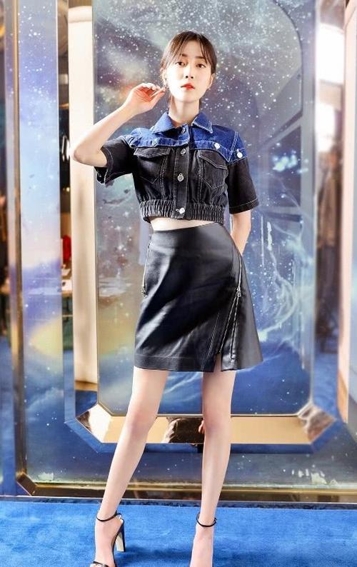 李溪芮竟用“绳子”把脚拴在鞋子上,怕把鞋踢飞?这种操作头次见