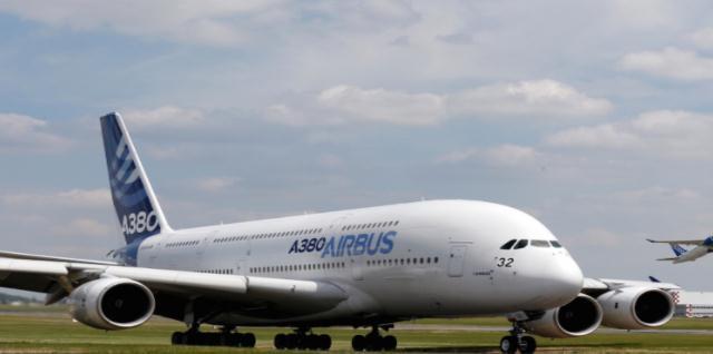 全球最大客机，高度达8层楼，你猜猜一次能容纳多少人