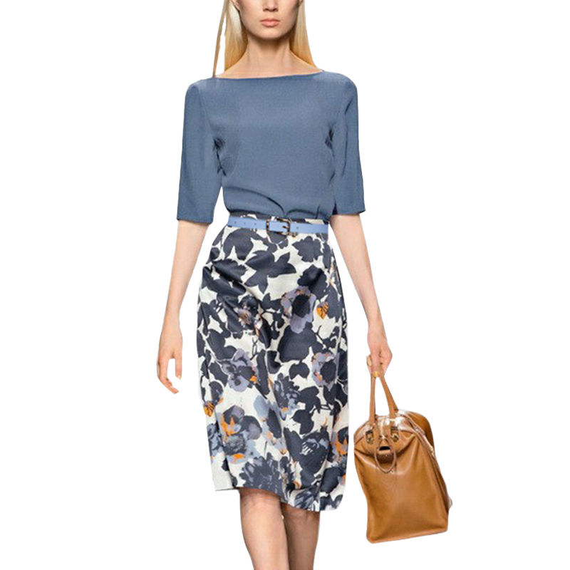 9月出游，穿裙不方便!45岁老婆试试这，时髦套装，年轻15岁