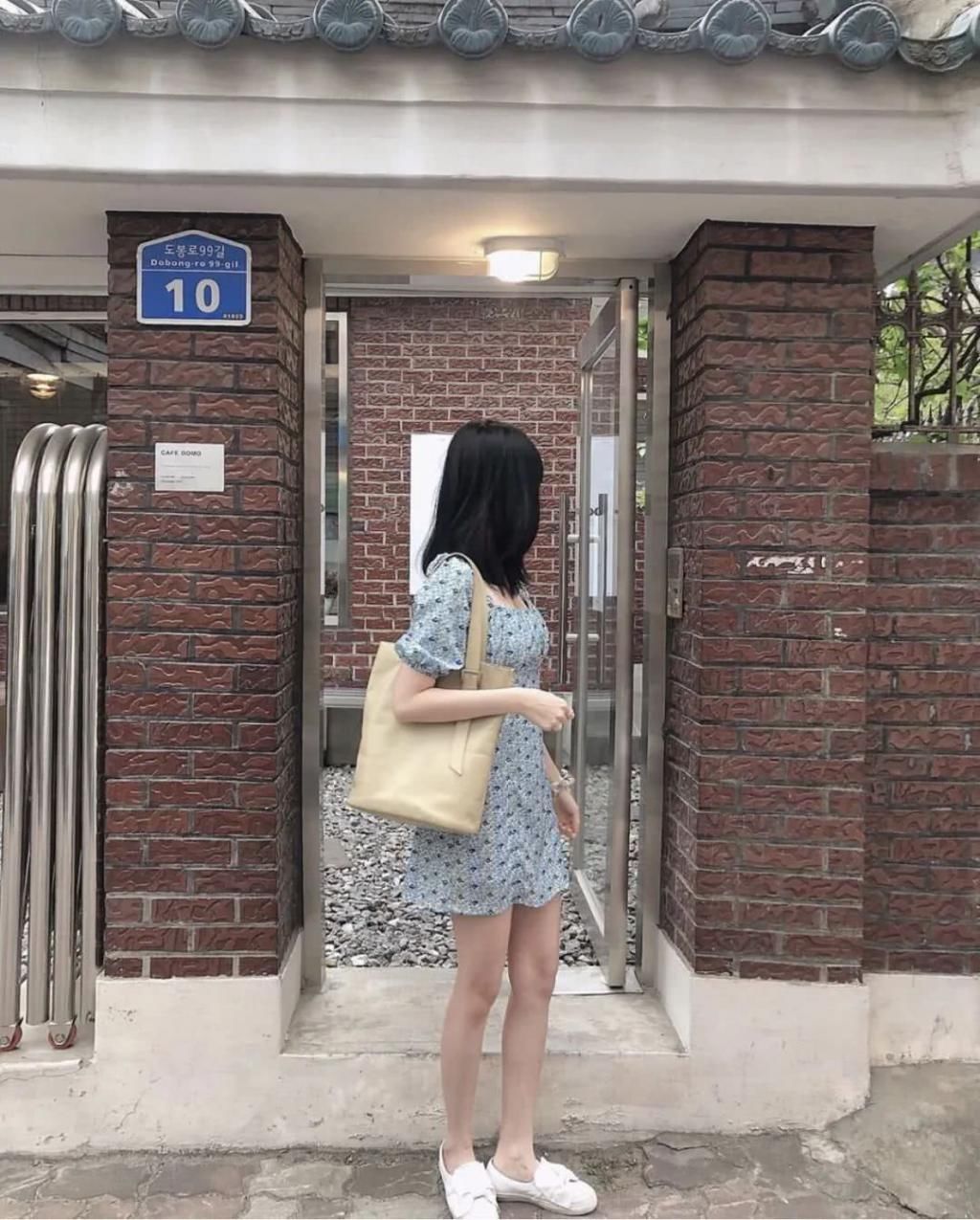  #简直#“瘦瘦裙”什么鬼？显胸大、显脸小，简直撩翻了！