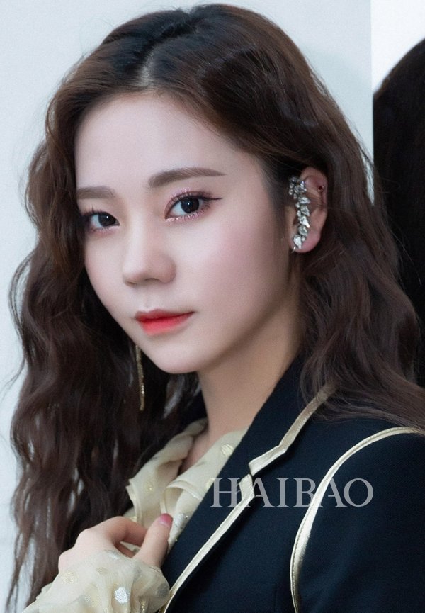 不信50款女星发型没你喜欢的!杨幂小辫超吸睛，＂璎珞＂吴谨言剪