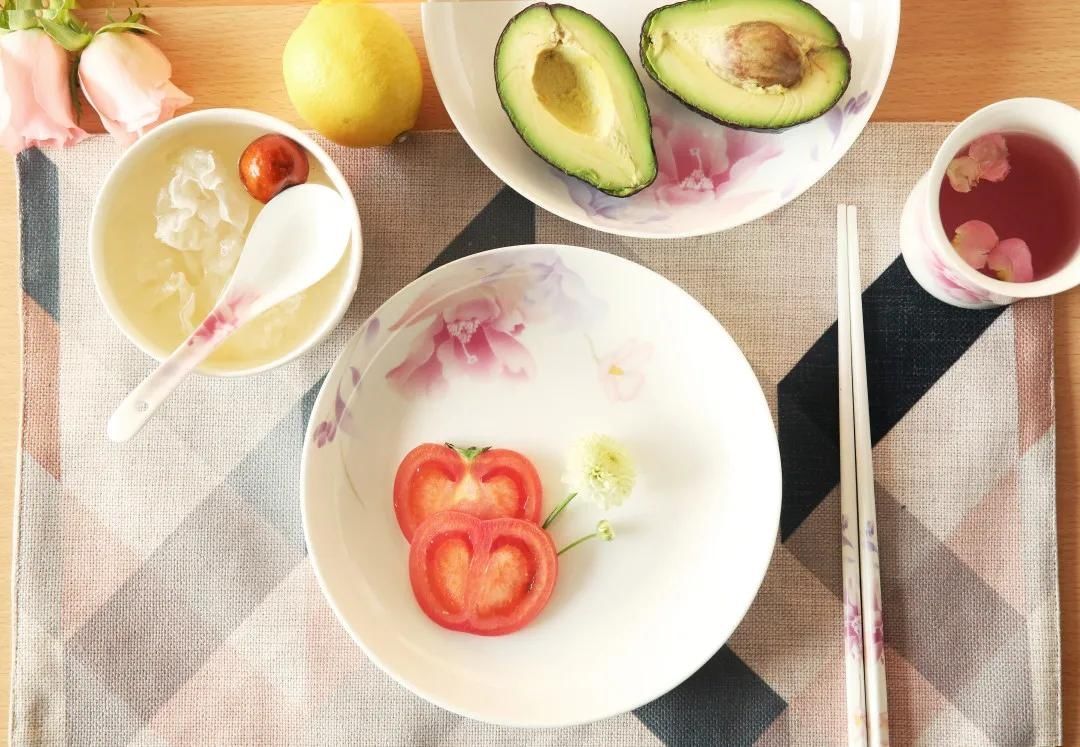  「开出」别惊讶，餐具也能开出花