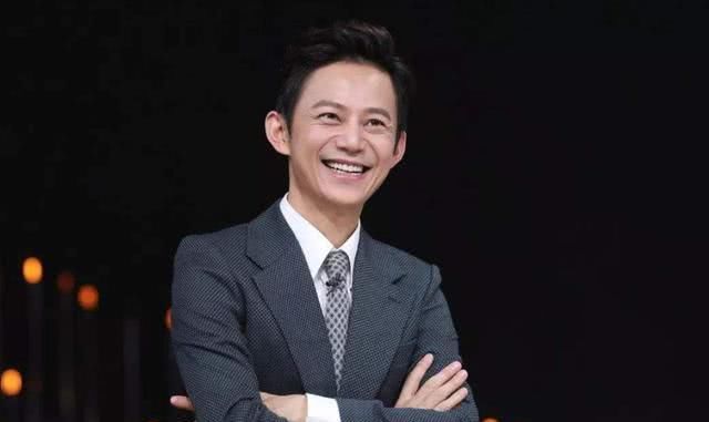『情真意切』赵丽颖杀青演讲曝光,泪洒现场,感言情真意切全场动容