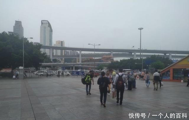 火车票价2元，车程11分钟，不检票，不排队，你就说信不信？