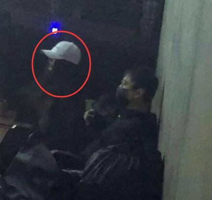 关晓彤再现高情商，深夜发素颜视频澄清谣言，难怪鹿晗会喜欢她