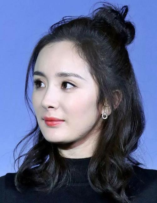 你的发型已经out了，2018流行这4款短发！