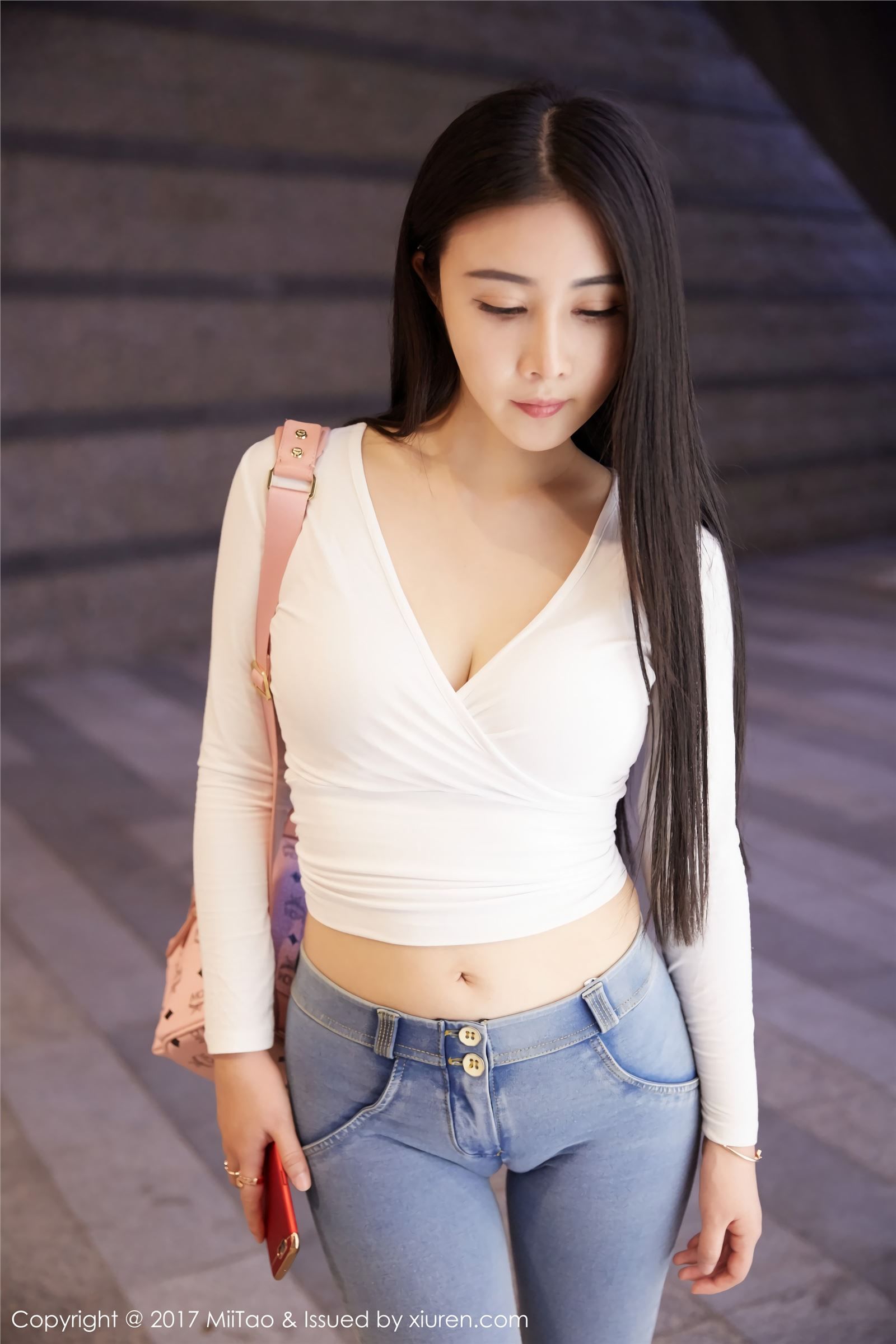 性感丰满，绝对值得一看的美女