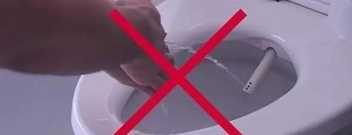  公厕：日本的卫生间，我是真服气！登峰造极般的干净与人性化，太牛了