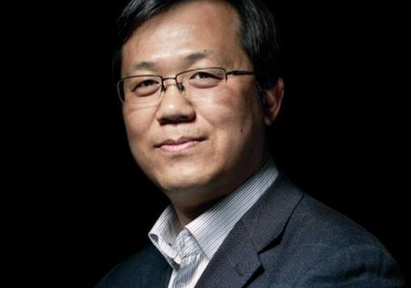 卓伟又爆猛料!说某刘姓明星同侍父子俩，刘涛惨遭躺枪?