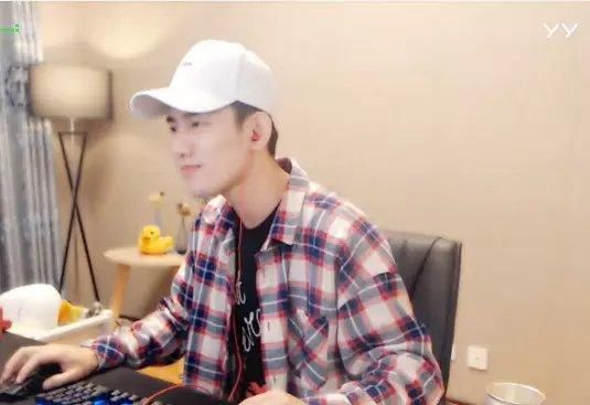 摩登兄弟人名信息被搞错节目组官微公开道歉，宇宁开播回应黑粉