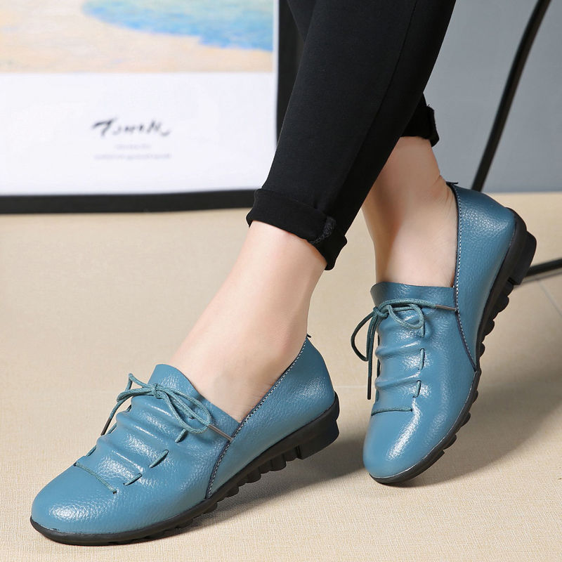 五六书岁的妈妈别穿高跟鞋了，今年流行的秋季妈妈鞋，时尚又养脚