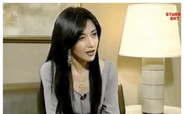 工藤静香骨相偏差,她胜在五官漂亮身型棒,年龄